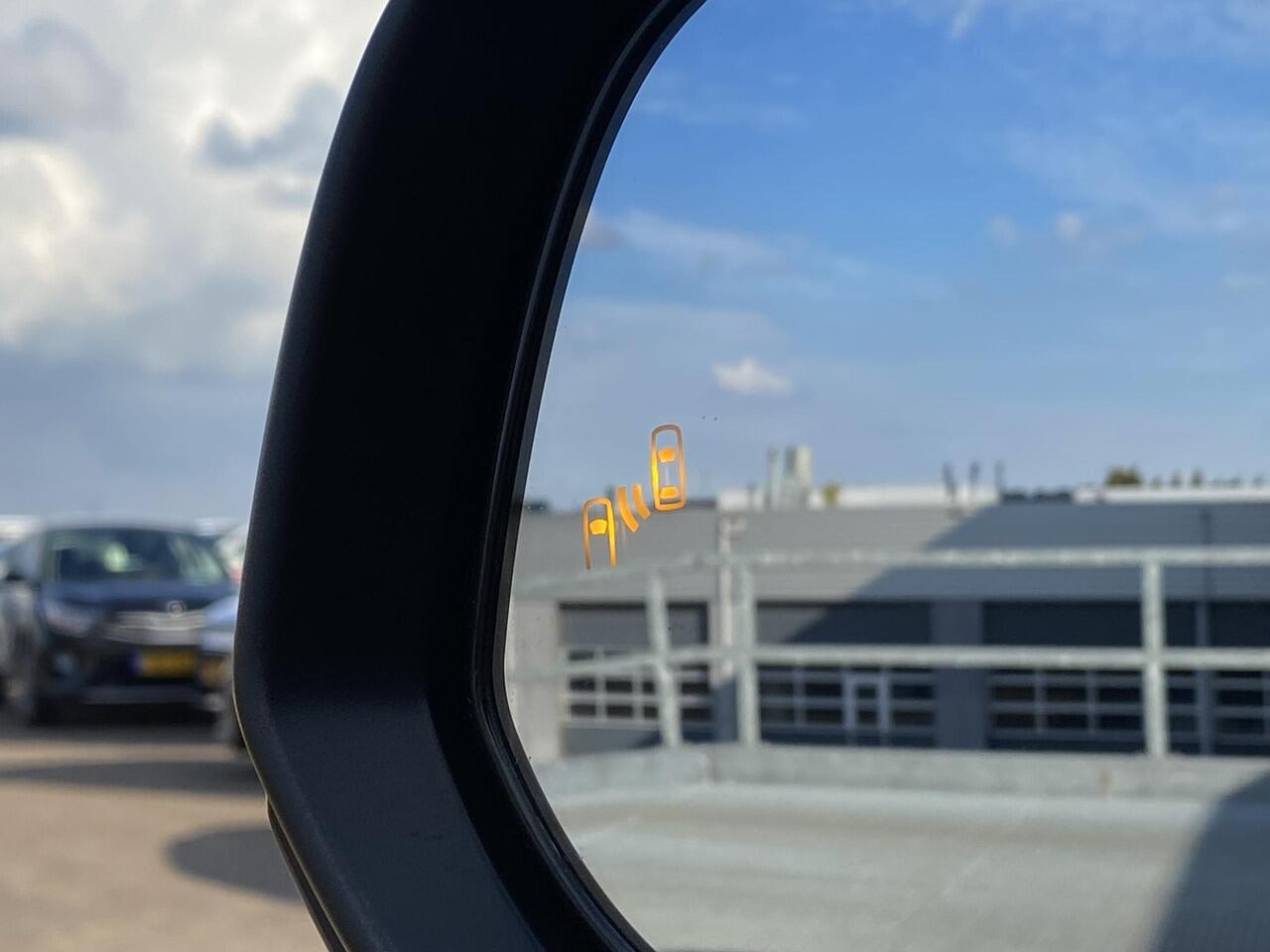 Toyota COROLLA Cross Hybrid 140 Style NL Auto, dodehoek detectie, navigatie Apple CarPlayt/Android Auto, achteruitrij camera, adaptieve cruise control, parkeersensoren