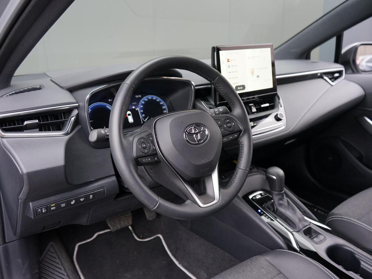 Toyota COROLLA Touring Sports Hybrid 140 Dynamic Team D / Facelift! / 1ste eig. / Dealeronderh. / Camera / stoel & stuur verwarming / LED