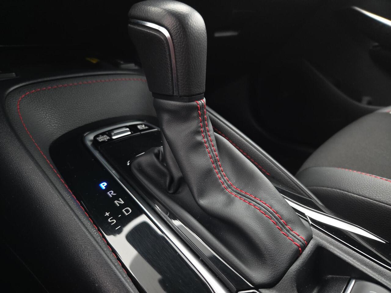 Toyota COROLLA Touring Sports Hybrid 200 GR Sport | Apple CarPlay | Head-Up | Navigatie | Rijklaar incl. garantie |