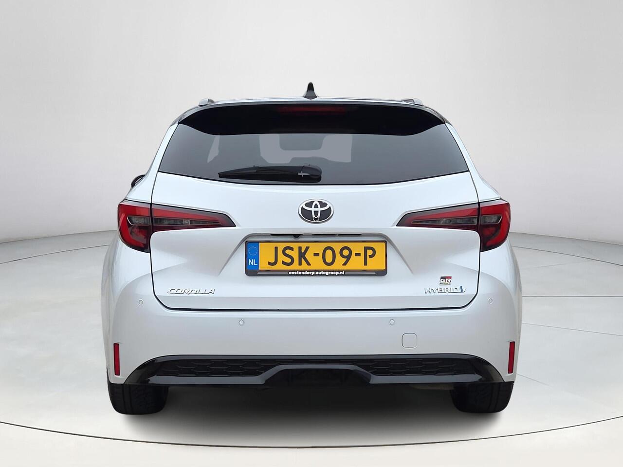 Toyota COROLLA Touring Sports Hybrid 200 GR Sport | Apple CarPlay | Head-Up | Navigatie | Rijklaar incl. garantie |