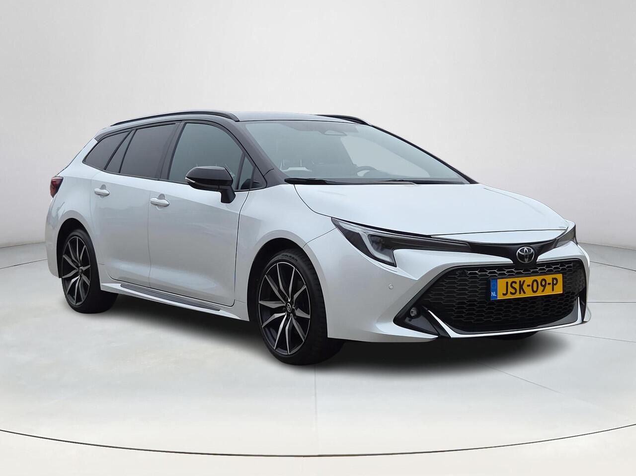 Toyota COROLLA Touring Sports Hybrid 200 GR Sport | Apple CarPlay | Head-Up | Navigatie | Rijklaar incl. garantie |