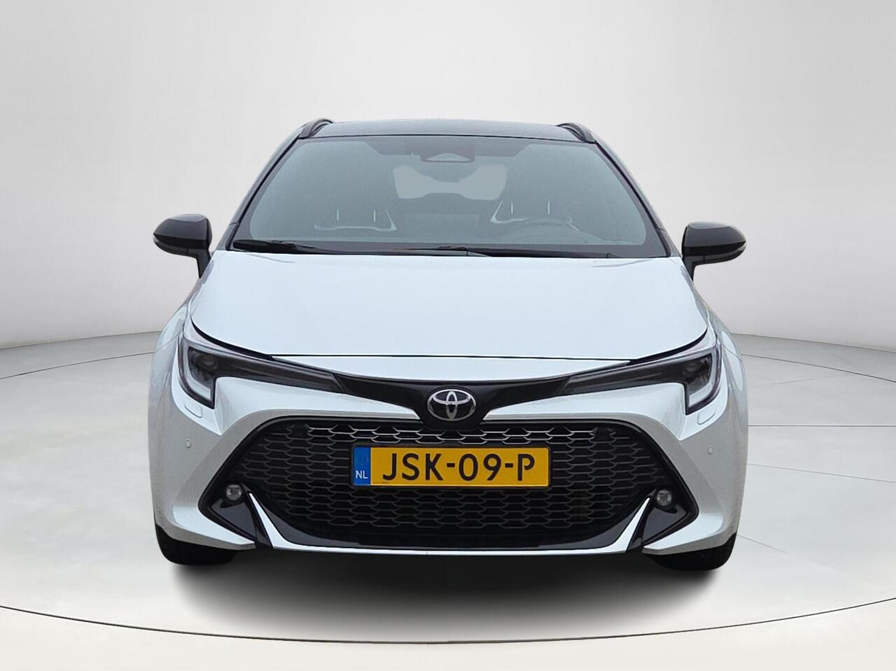 Toyota COROLLA Touring Sports Hybrid 200 GR Sport | Apple CarPlay | Head-Up | Navigatie | Rijklaar incl. garantie |