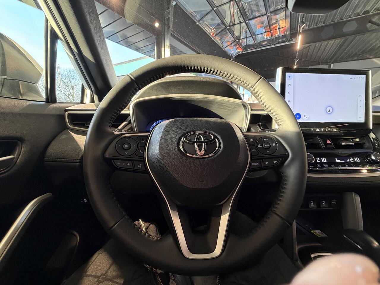 Toyota COROLLA Cross 2.0 High Power Hybrid First Edition NAVIGATIE | STOELVERWARMING | PARKEERSENSOREN | AIRCO/ECC | CRUISE CONTROL | LED VERLICHTING | ACHTERUIT RIJ CAMERA |