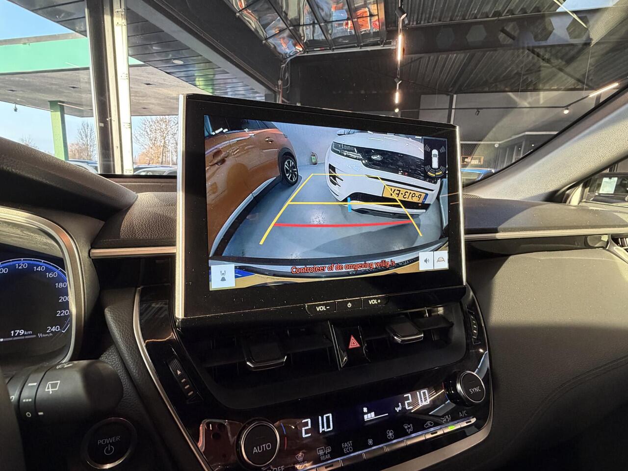 Toyota COROLLA Cross 2.0 High Power Hybrid First Edition NAVIGATIE | STOELVERWARMING | PARKEERSENSOREN | AIRCO/ECC | CRUISE CONTROL | LED VERLICHTING | ACHTERUIT RIJ CAMERA |