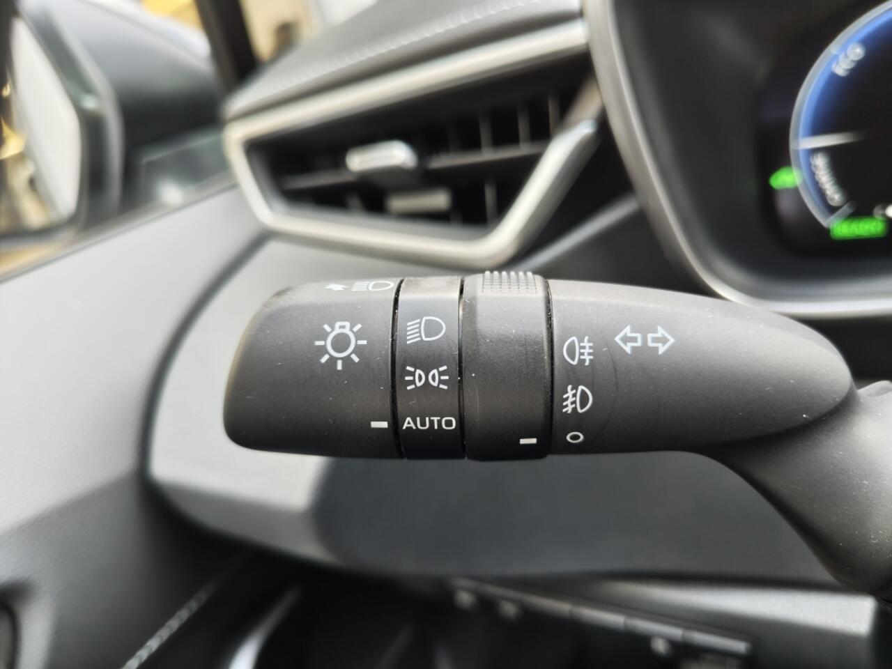 Toyota COROLLA Touring Sports Hybrid 140 Executive | JBL | El. Achterklep | Head-up Display |