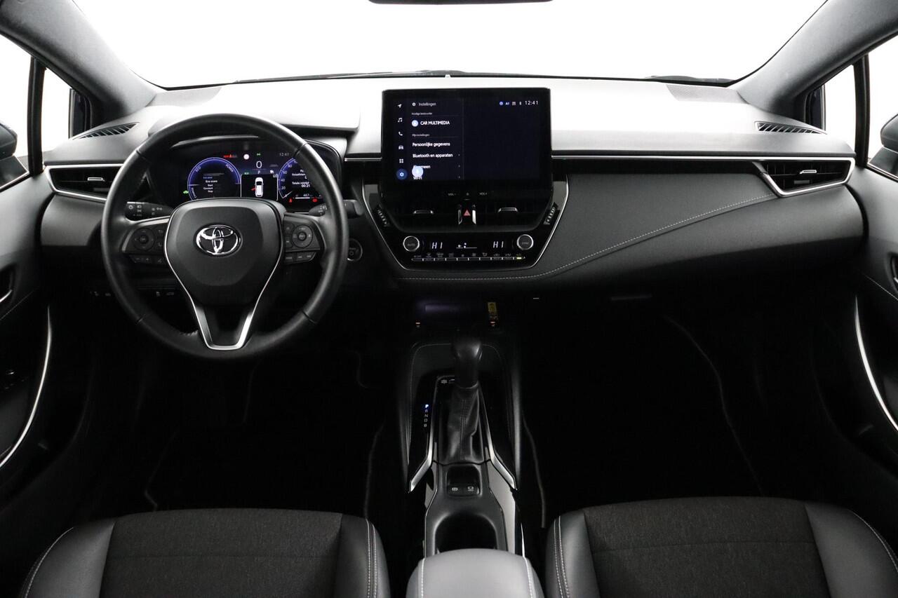 Toyota COROLLA Touring Sports Hybrid 140 Dynamic | Navigatie | Stoelverwarming | Electrische kofferklep |