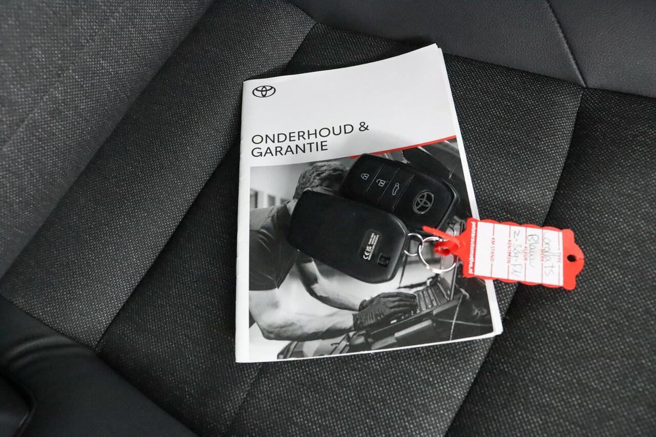 Toyota COROLLA Touring Sports Hybrid 140 Dynamic | Navigatie | Stoelverwarming | Electrische kofferklep |