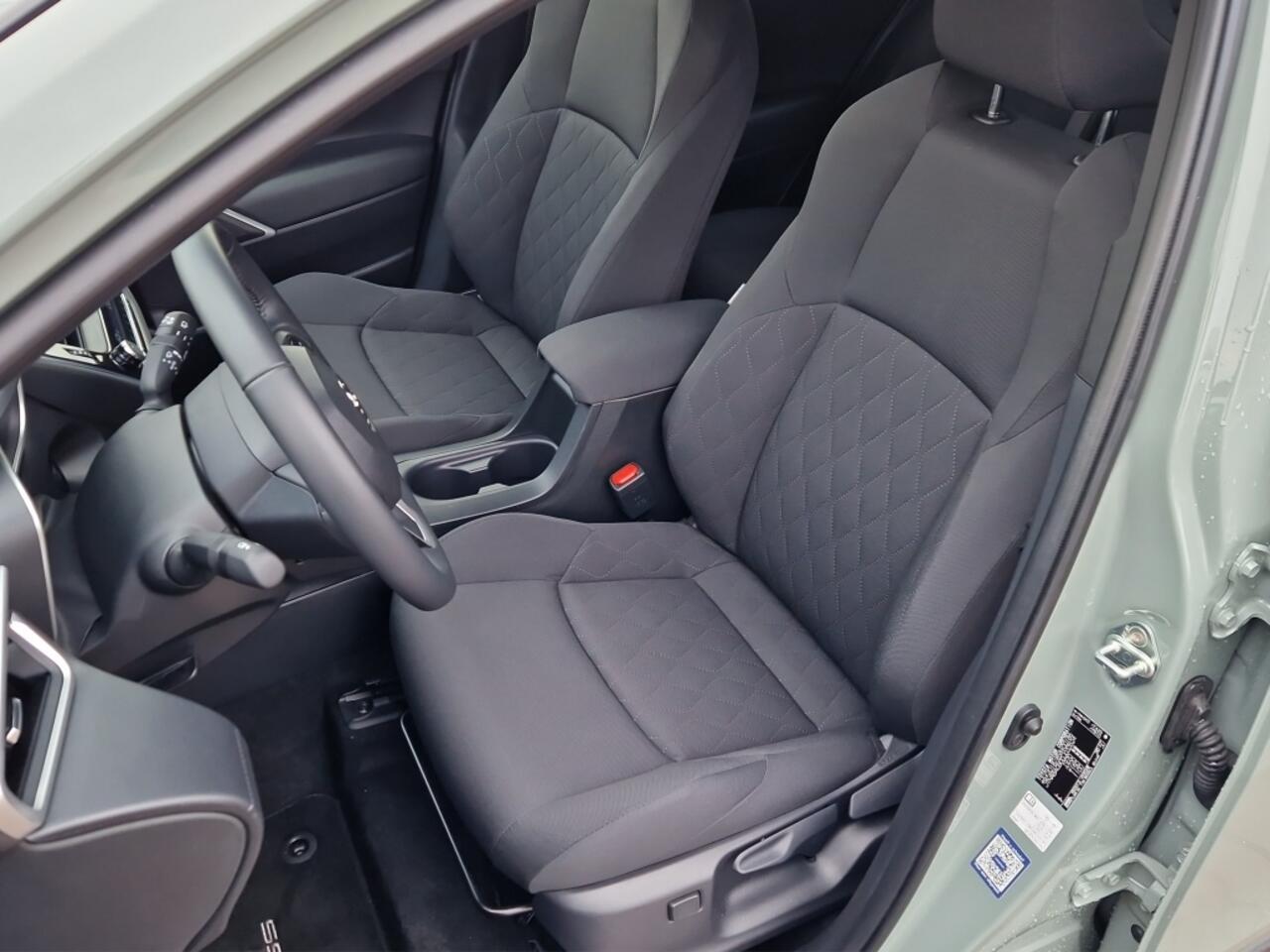 Toyota COROLLA Cross Hybrid 200 Dynamic Trekhaak - NL Auto