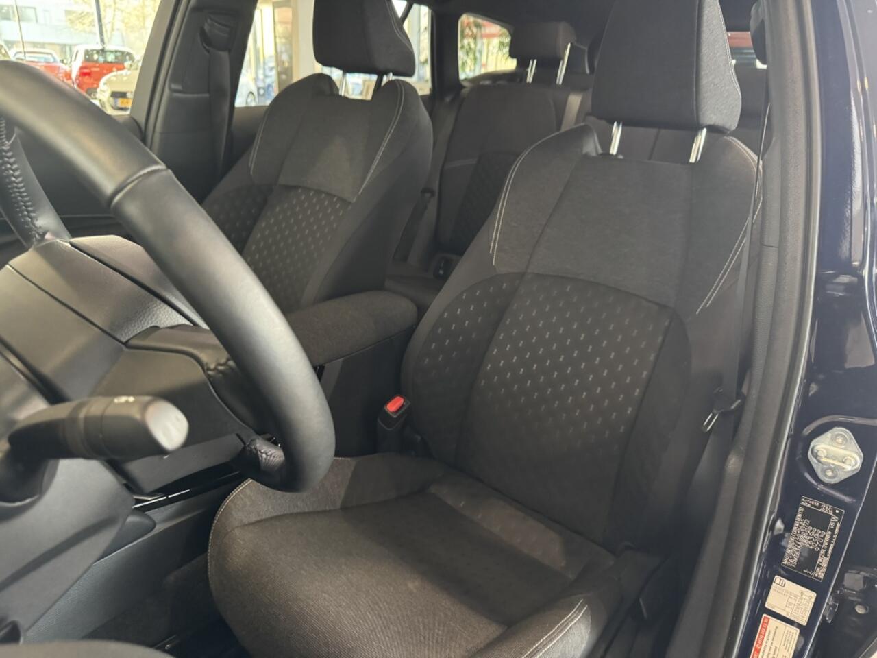 Toyota COROLLA Touring Sports Hybrid 140