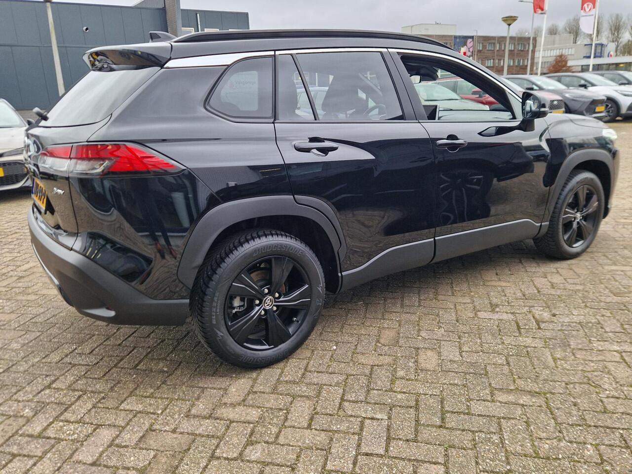 Toyota COROLLA Cross Hybrid 140 Style