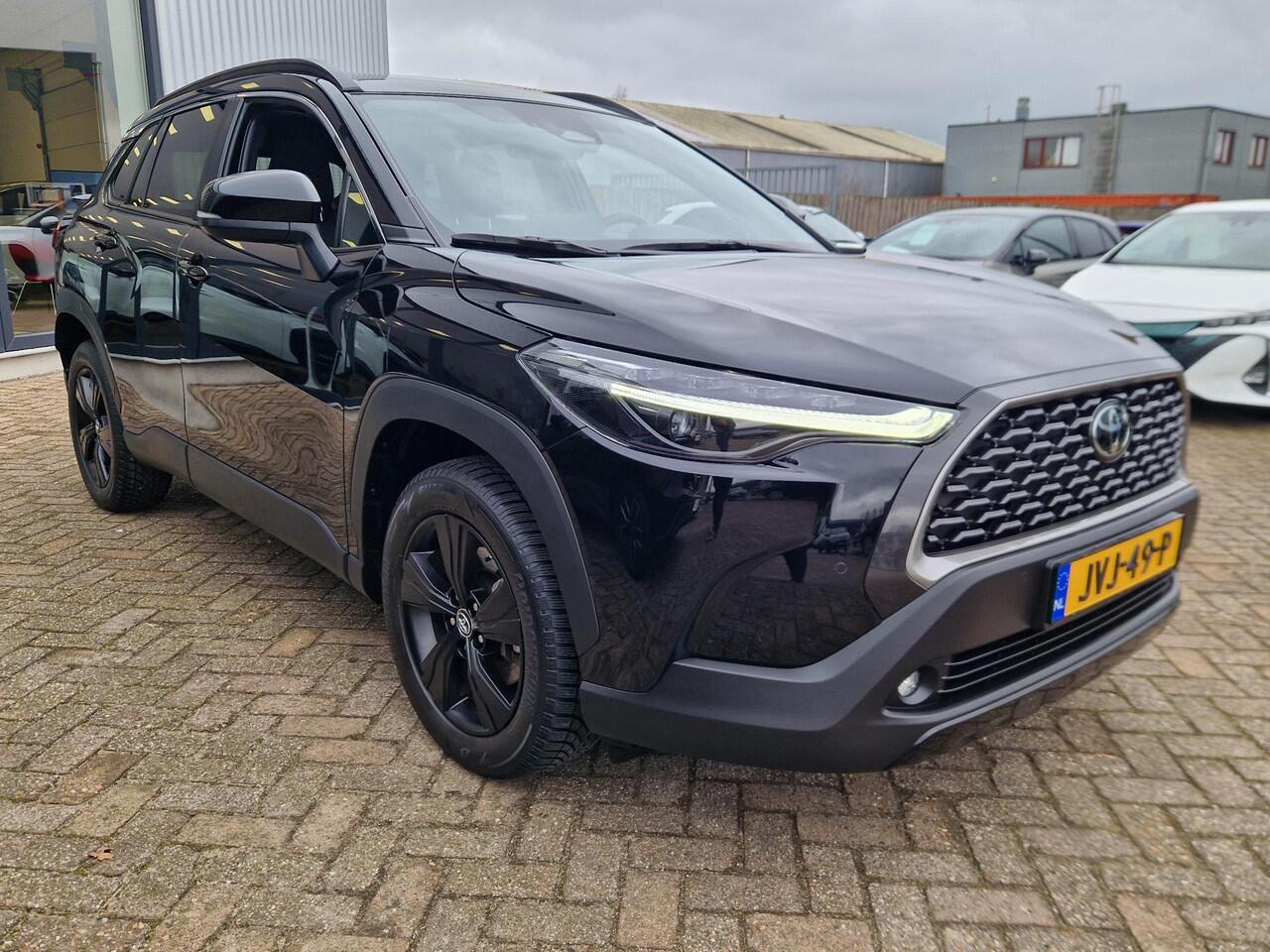 Toyota COROLLA Cross Hybrid 140 Style