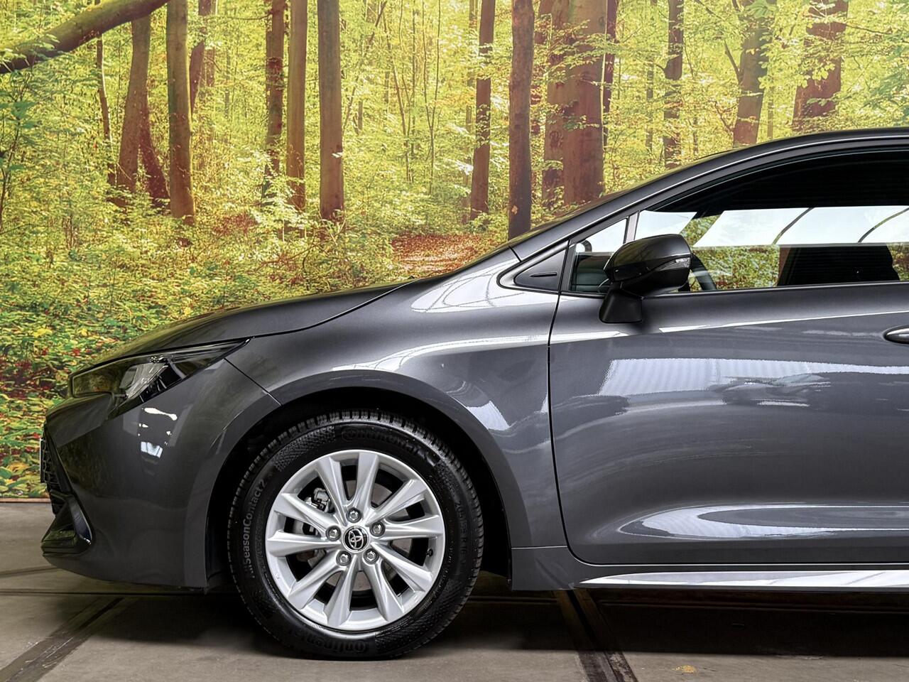 Toyota COROLLA Hybrid 140 Active Automaat Navi Camera LED Rijstrook ACC Virtual Apple Carplay