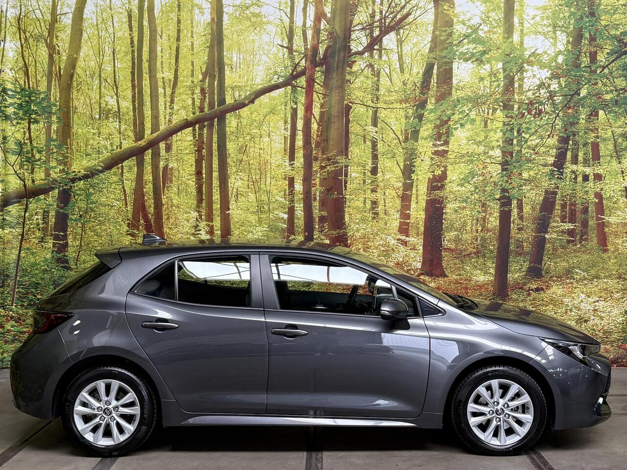 Toyota COROLLA Hybrid 140 Active Automaat Navi Camera LED Rijstrook ACC Virtual Apple Carplay