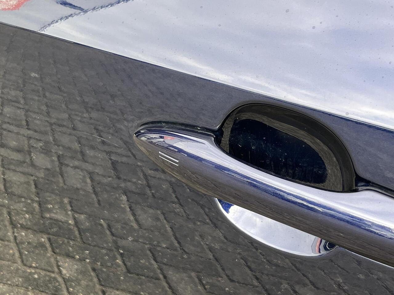 Toyota COROLLA Touring Sports 1.8 Hybrid First Edition Limited