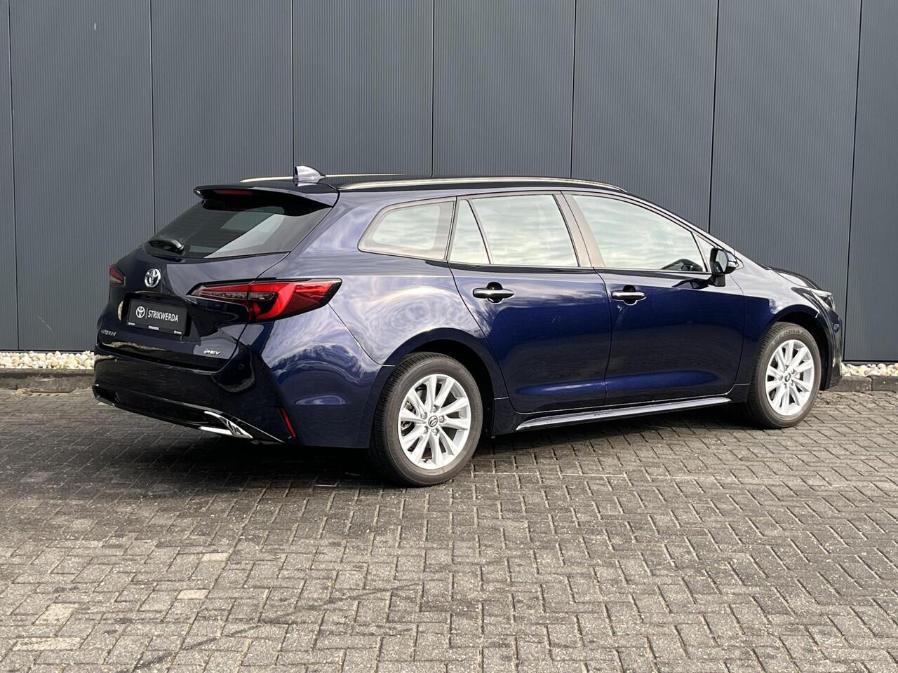 Toyota COROLLA Touring Sports 1.8 Hybrid First Edition Limited