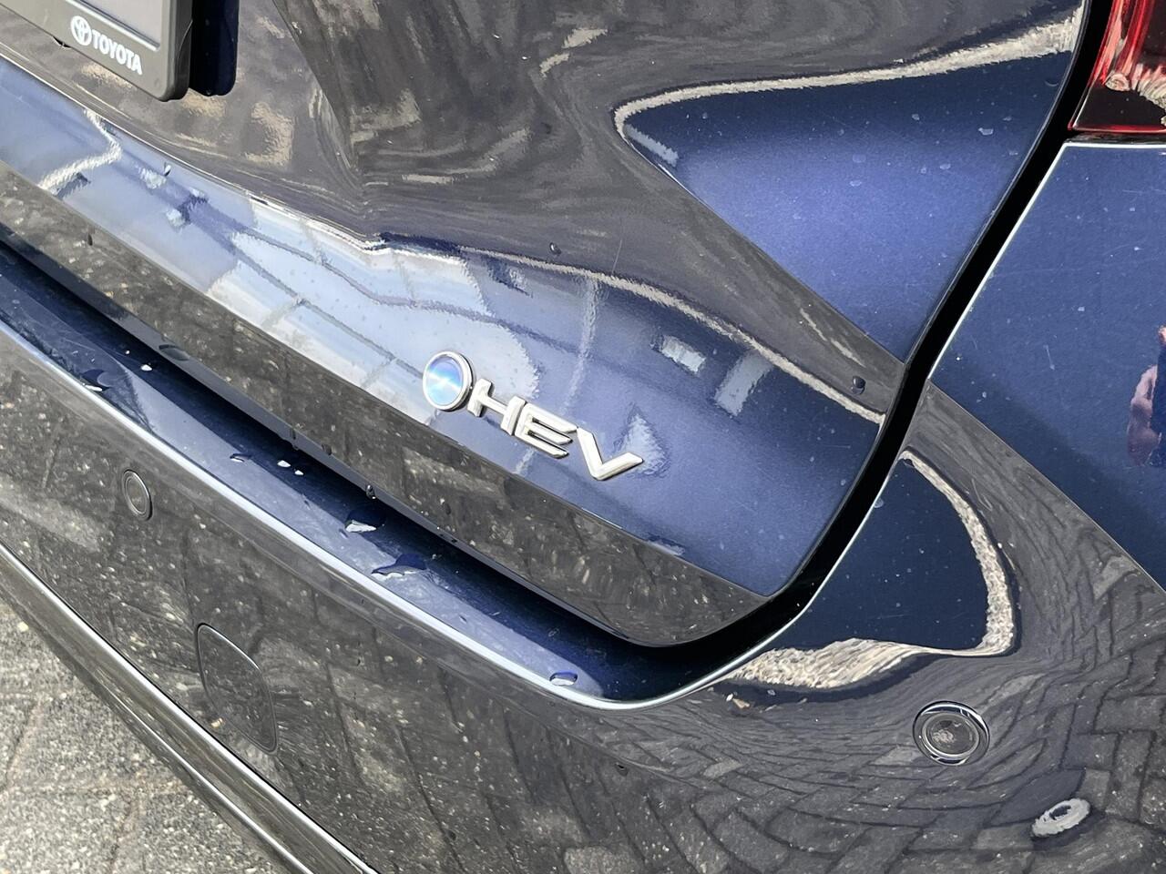 Toyota COROLLA Touring Sports 1.8 Hybrid First Edition Limited