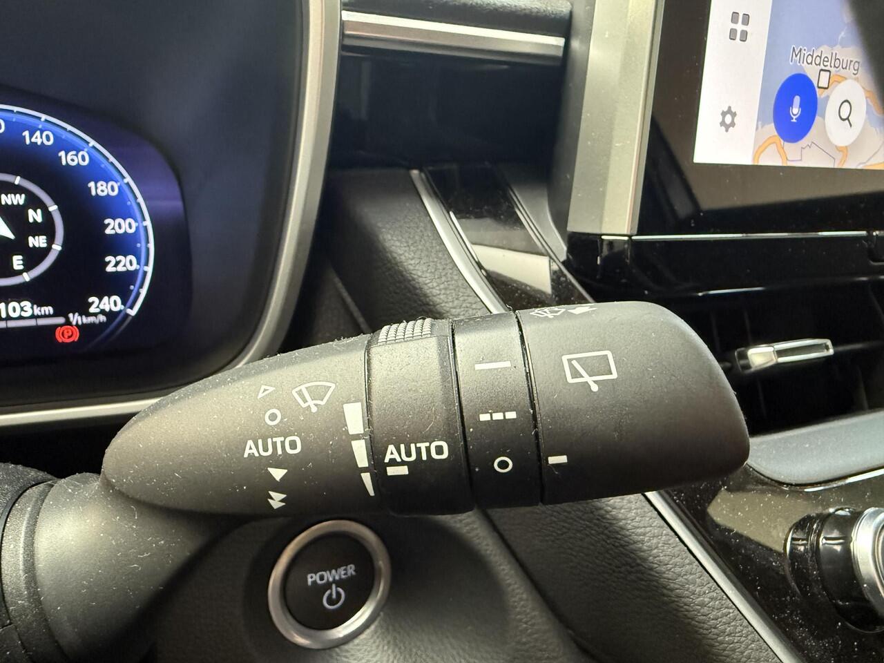 Toyota COROLLA Cross Hybrid 140 Style