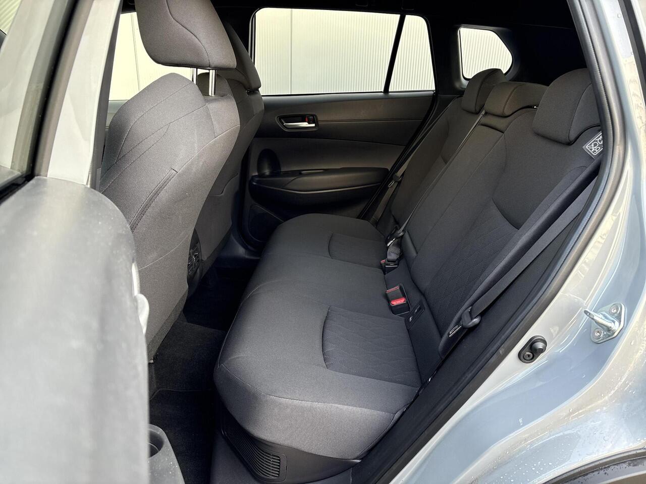 Toyota COROLLA Cross Hybrid 140 Dynamic **ADAPTIEF CRUISE CONTROL/ KEYLESS/ LENDENSTEUN**