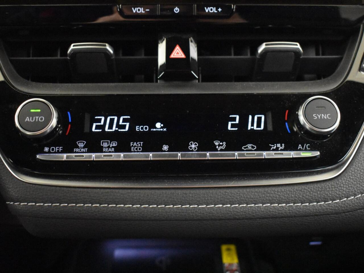 Toyota COROLLA Touring Sports Hybrid 140 Style | Keyless | PDC | Elektrische A. Klep