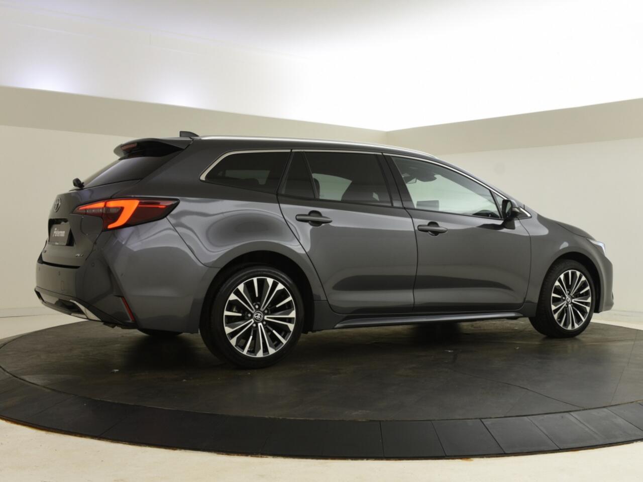 Toyota COROLLA Touring Sports Hybrid 140 Style | Keyless | PDC | Elektrische A. Klep