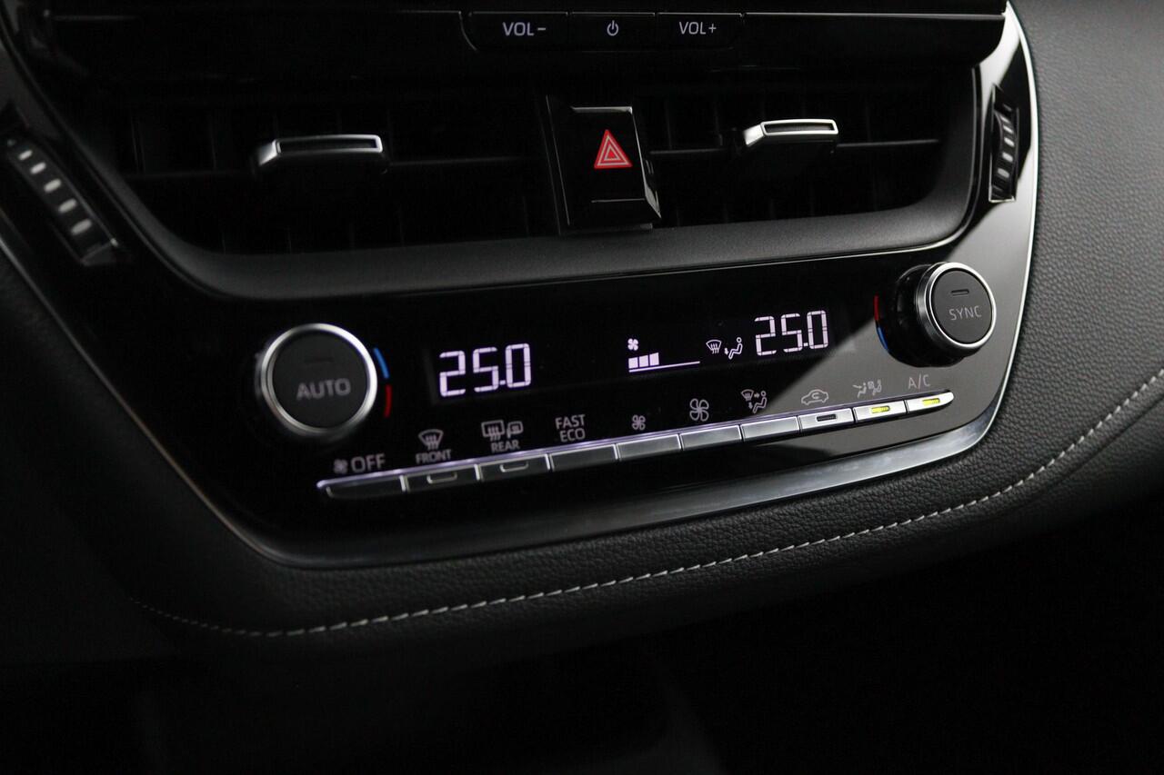 Toyota COROLLA Touring Sports Hybrid 140 | Parkeercamera | Navigatie | Climate control |