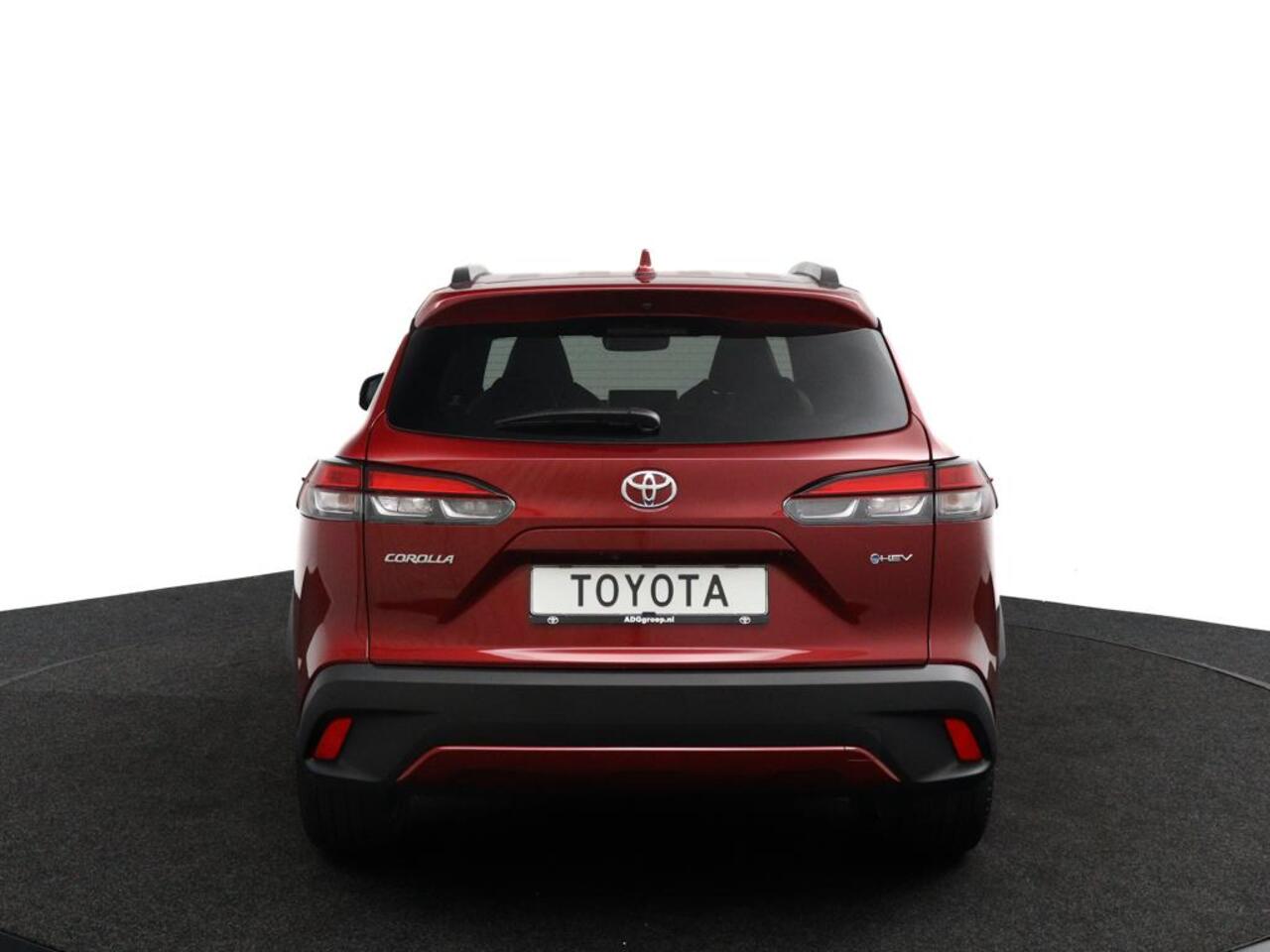 Toyota COROLLA Cross Hybrid 200 Executive | Panoramadak | Lederen Bekleding | Panoramic View | Meest Complete Uitvoering |