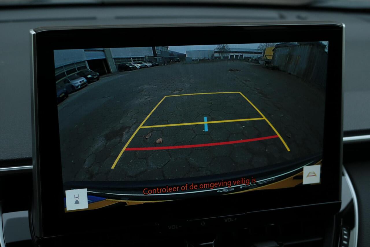 Toyota COROLLA Cross Hybrid 140 Style Parkeersensoren, LED koplampen,stoel en stuur verwarming