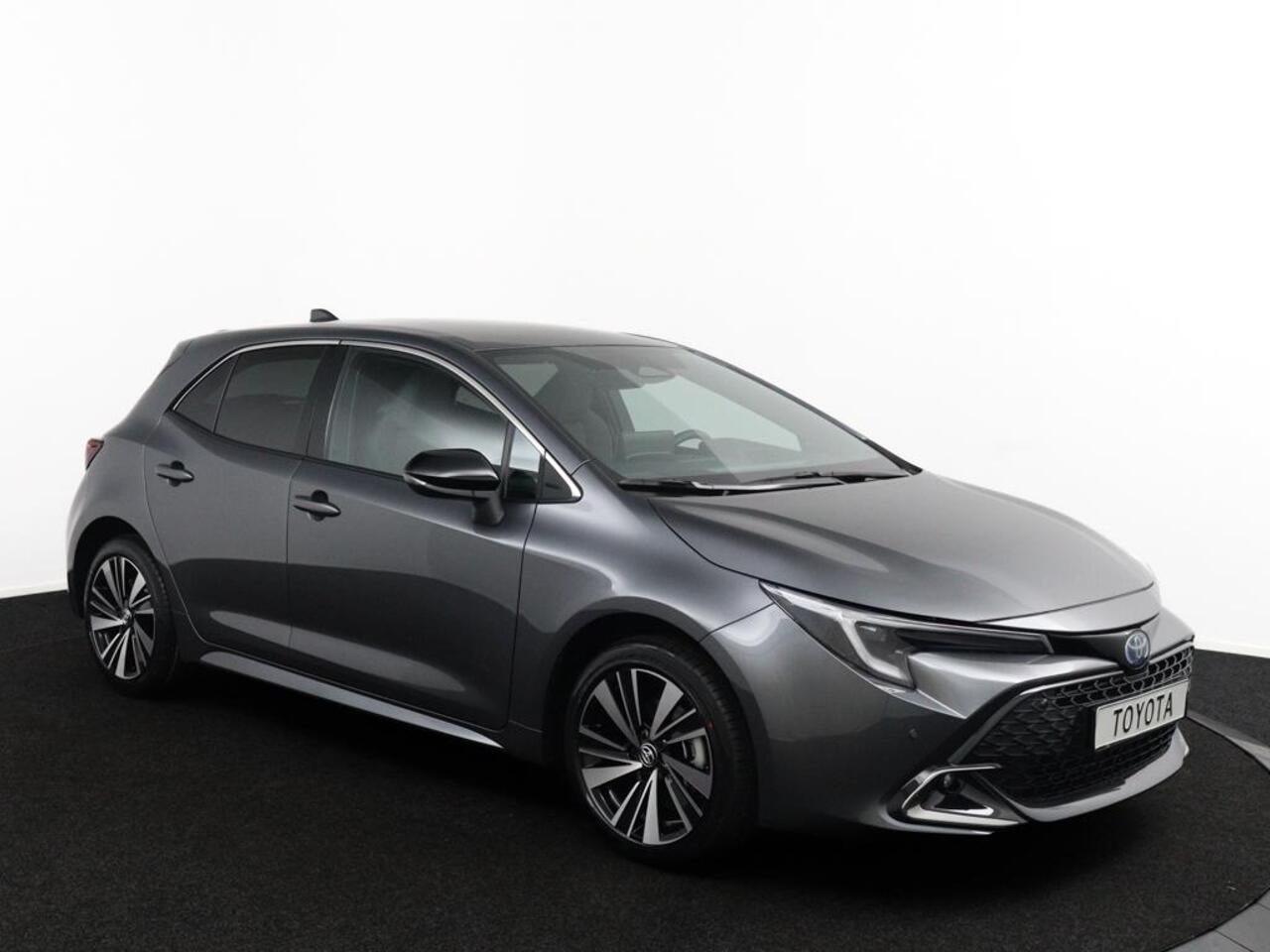 Toyota COROLLA Hybrid 140 Dynamic | Parkeersensoren | Stoelverwarming | Half lederen bekleding |