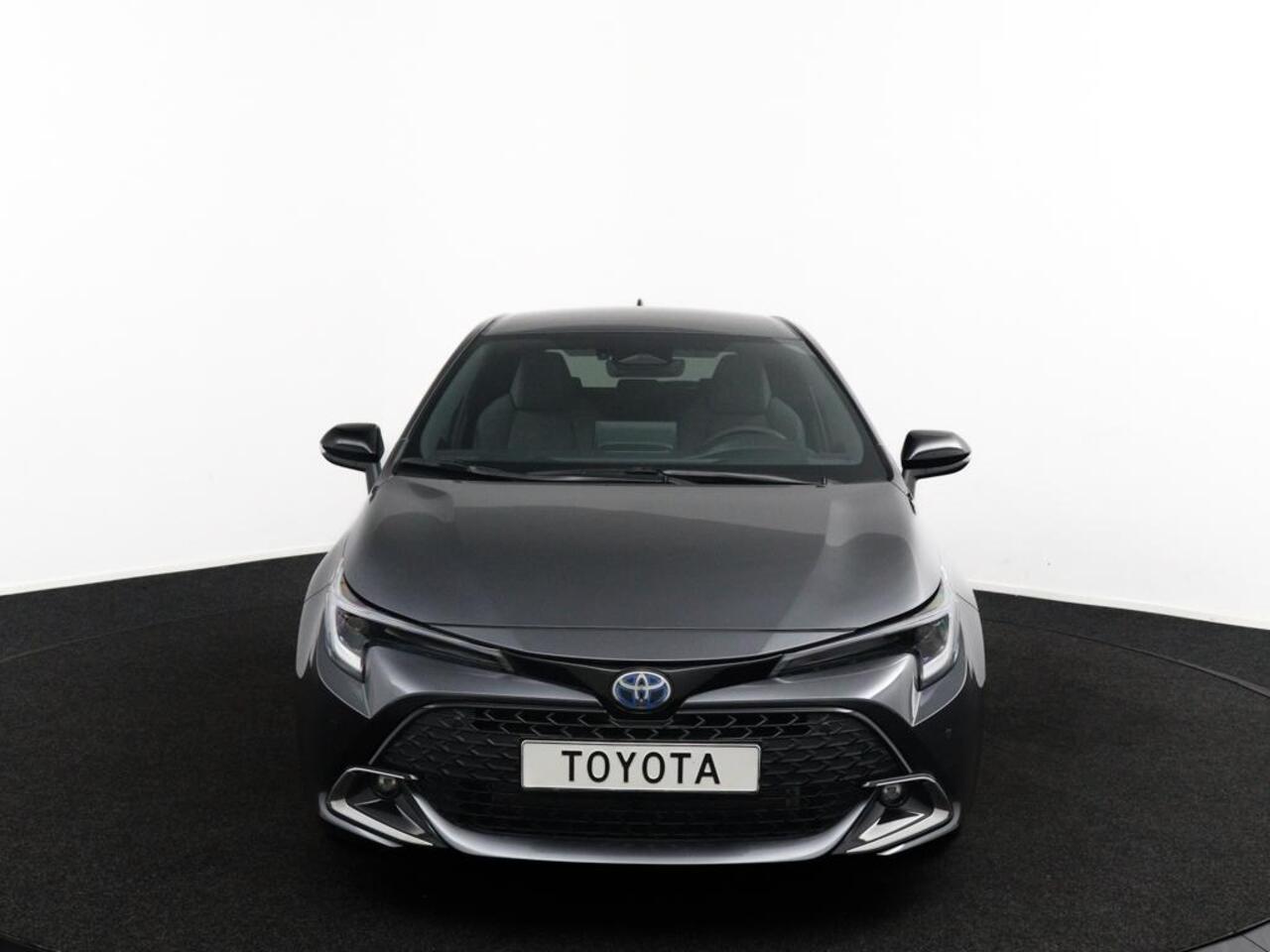 Toyota COROLLA Hybrid 140 Dynamic | Parkeersensoren | Stoelverwarming | Half lederen bekleding |