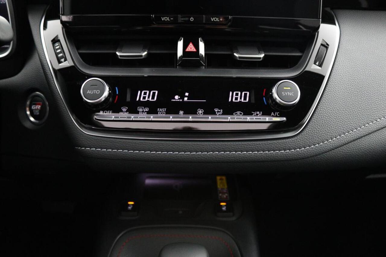 Toyota COROLLA Hybrid 180 GR Sport | Schuif- kantel Dak | JBL Audio | 10 Jaar fabrieksgarantie |