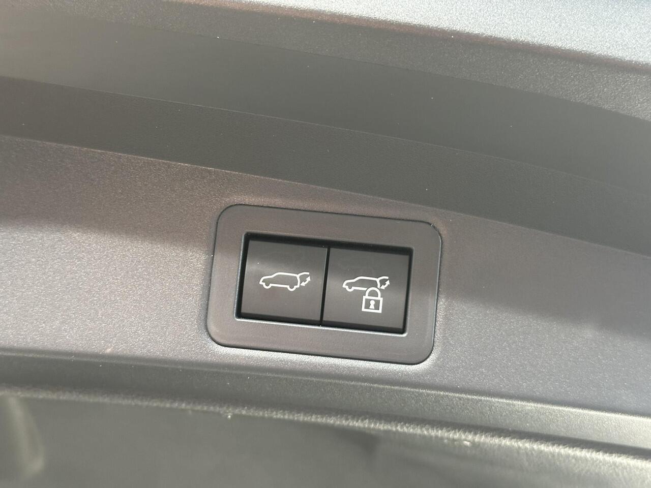 Toyota COROLLA Touring Sports Hybrid 180 GR Sport NIEUW! Direct leverbaar!