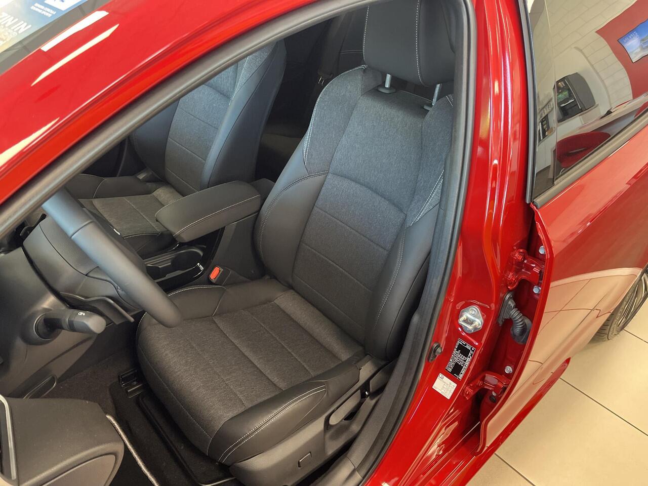 Toyota COROLLA Touring Sports Hybrid 200 First Edition | Dynamic, Nieuw en direct leverbaar