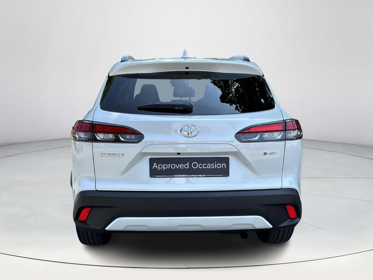 Toyota COROLLA Cross Hybrid 140 Style