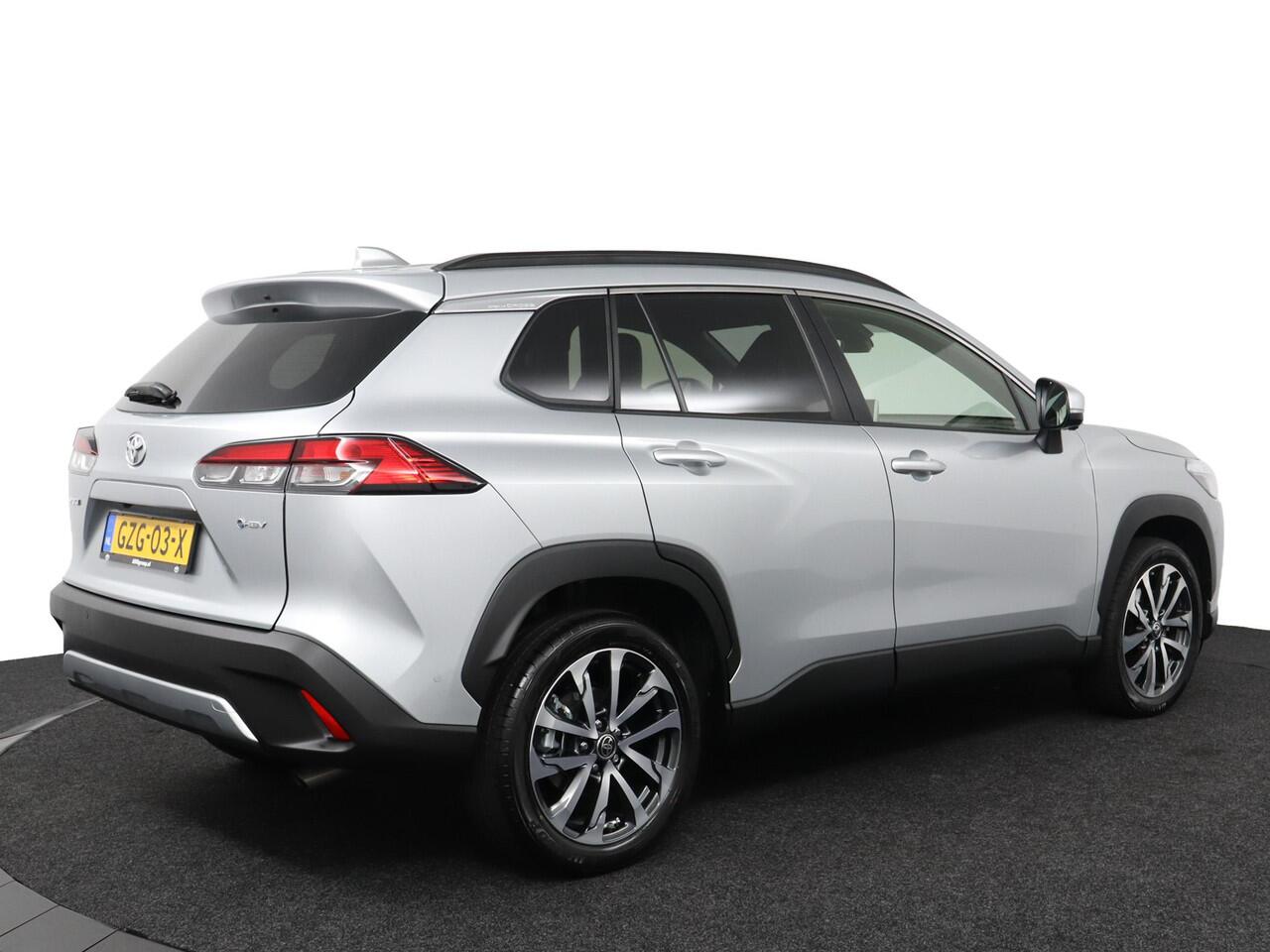 Toyota COROLLA Cross Hybrid 200 Executive | Leer | JBL Audio | 360Camera | Apple Carplay/Android auto | Stoel/stuurverwarming | Parkeersensoren |