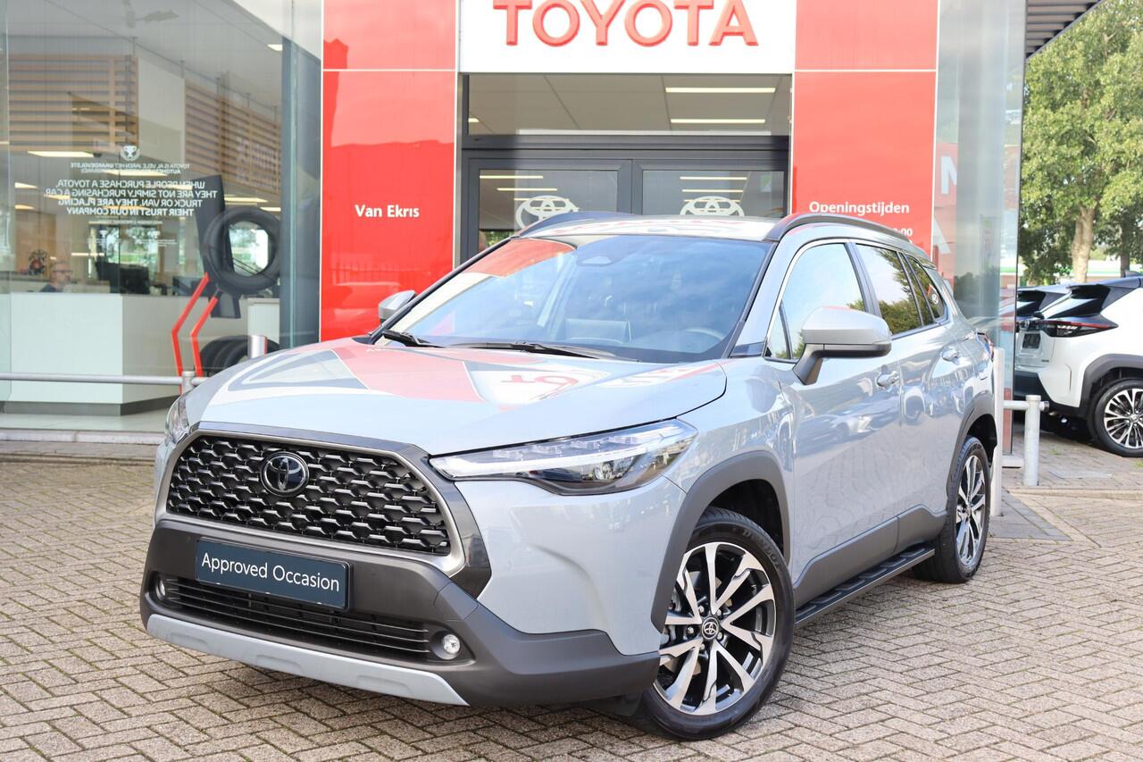 Toyota COROLLA Cross Hybrid 140 Style, Premium Pack , Treeplanken
