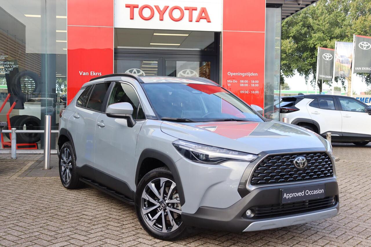 Toyota COROLLA Cross Hybrid 140 Style, Premium Pack , Treeplanken
