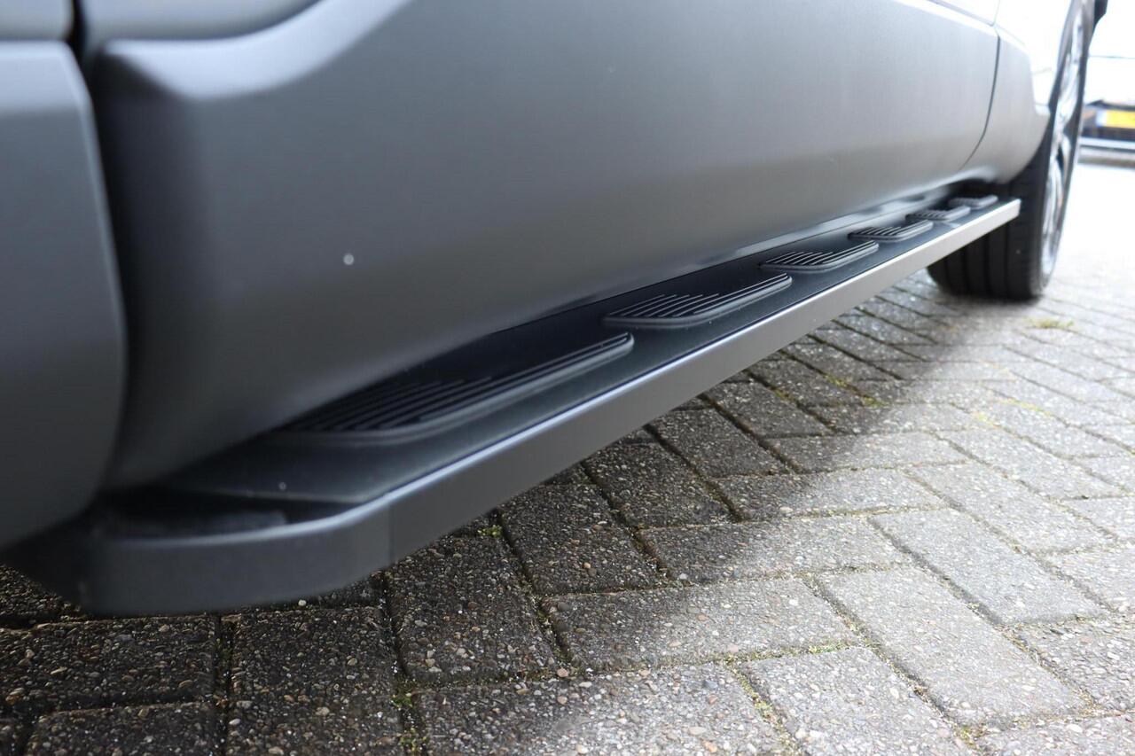 Toyota COROLLA Cross Hybrid 140 Style, Premium Pack , Treeplanken