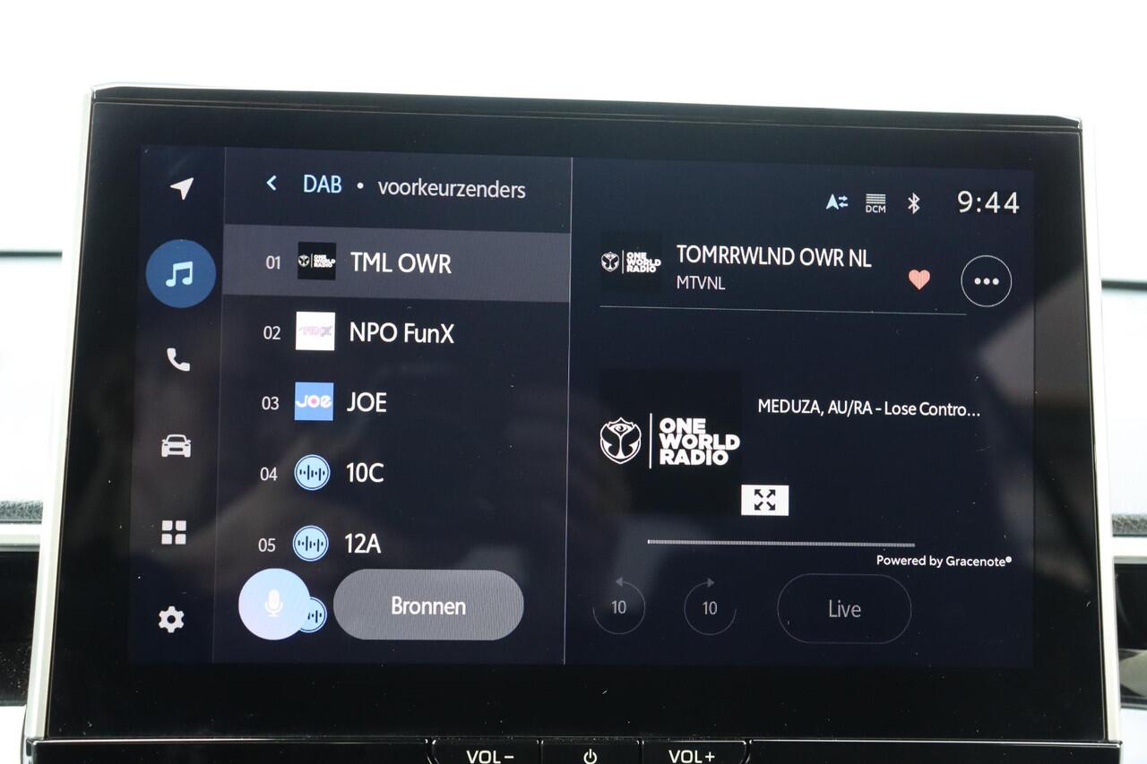 Toyota COROLLA Cross Hybrid 140 Style, Premium Pack , Treeplanken