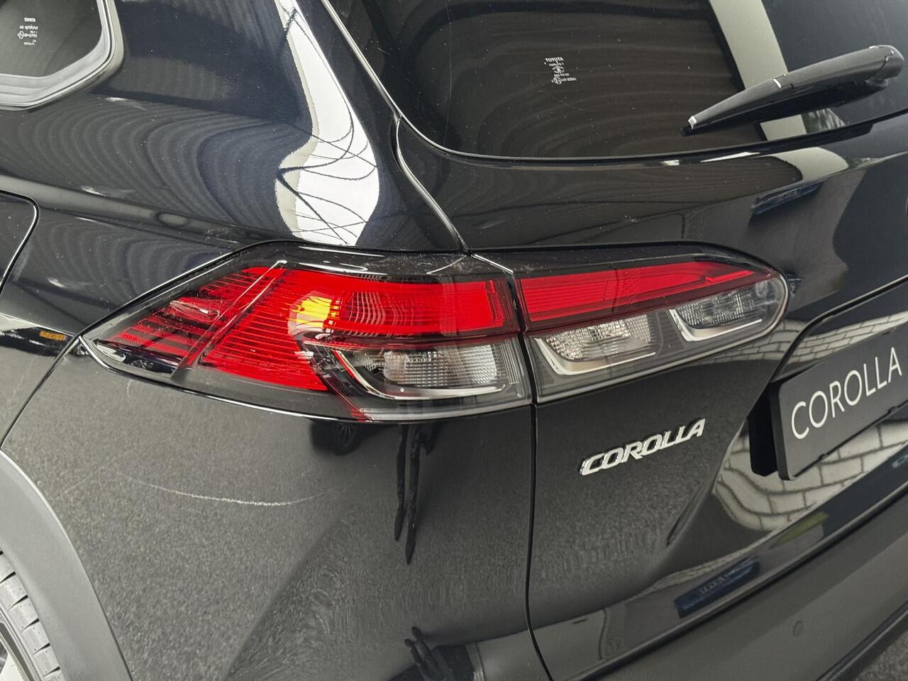 Toyota COROLLA Cross Hybrid 200 Style automaat Voorraad deal!