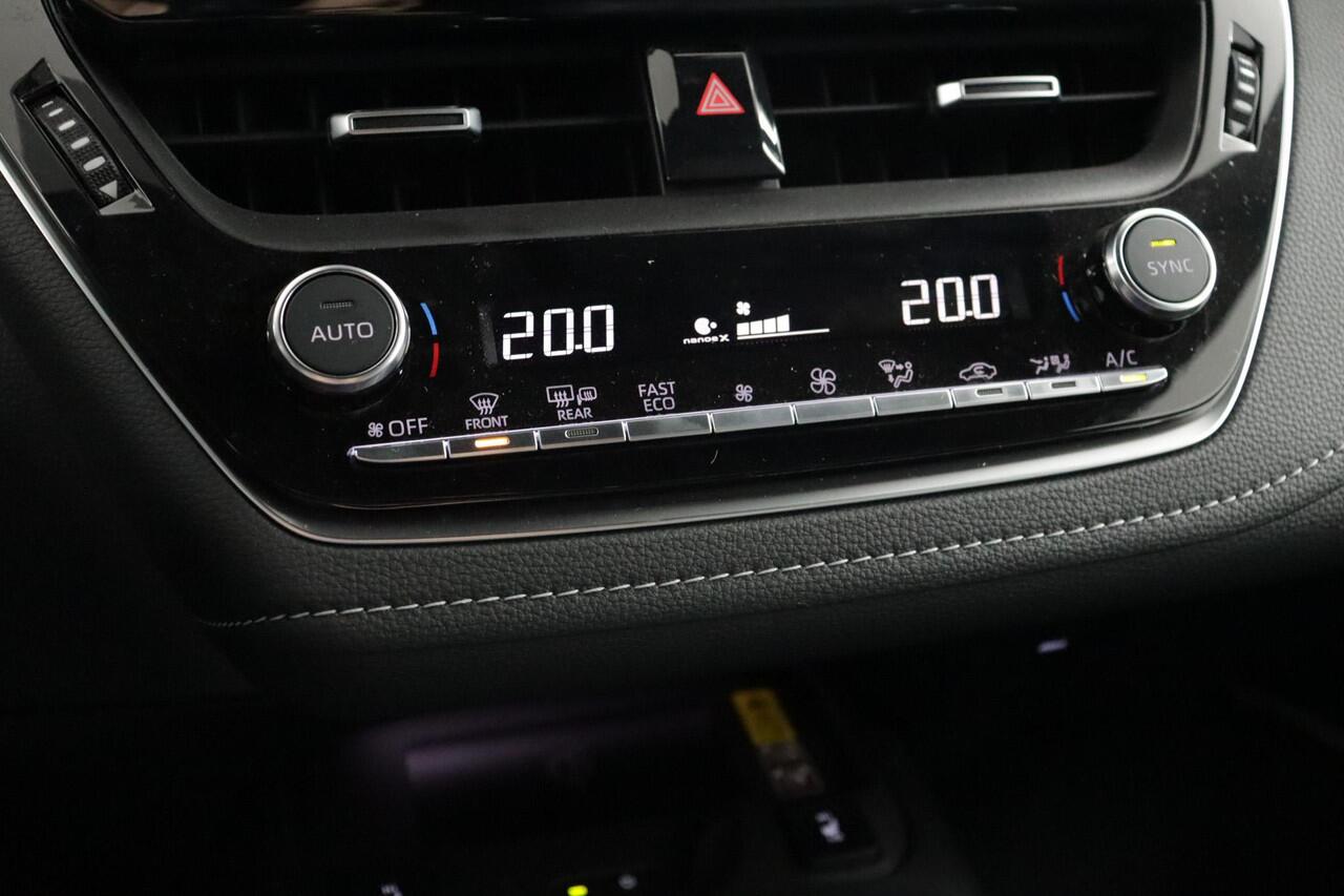 Toyota COROLLA Touring Sports Hybrid 140 Dynamic | Apple Carplay/Android Auto | Parkeersensoren | Stoelverwarming |