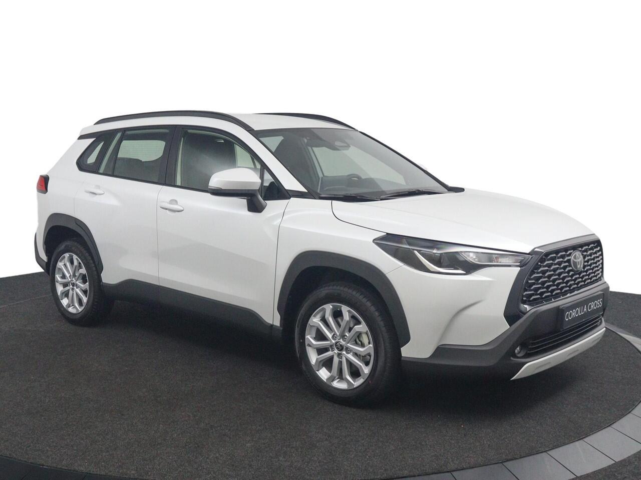 Toyota COROLLA Cross Hybrid 140 Active | NETTO DEAL | Parelmoer Wit | Navigatie | Nieuwe Auto |