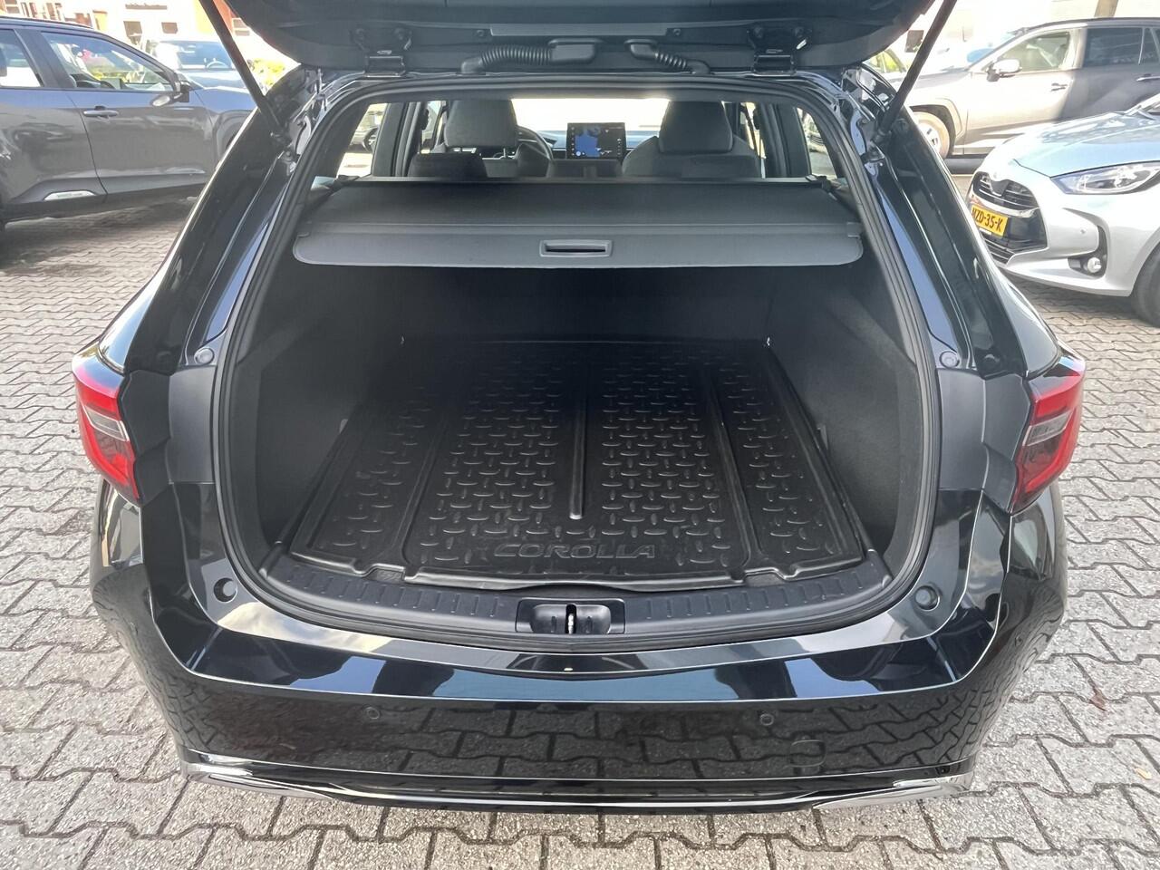 Toyota COROLLA Touring Sports Hybrid 140 Dynamic Special