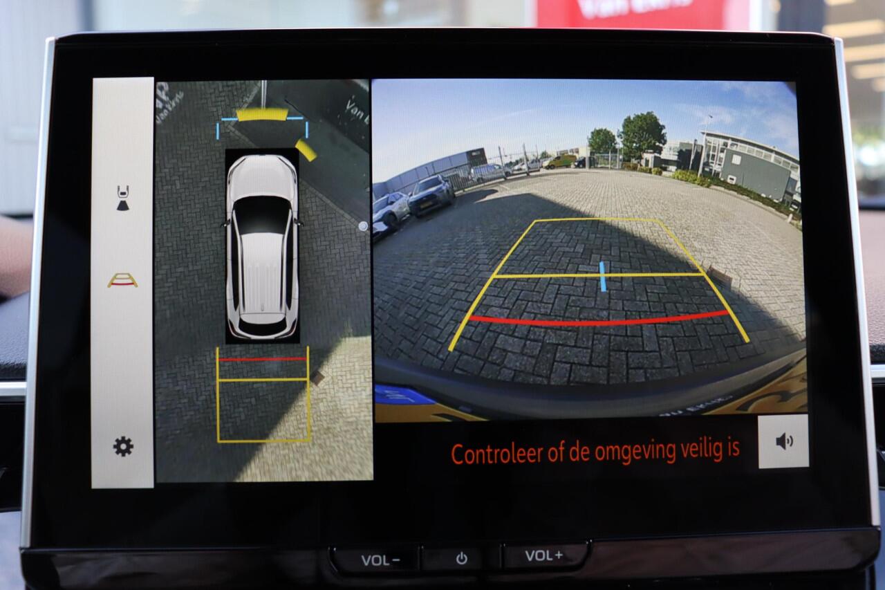 Toyota COROLLA Cross Hybrid 180 Executive , direct leverbaar met ¤1.500,- voordeel