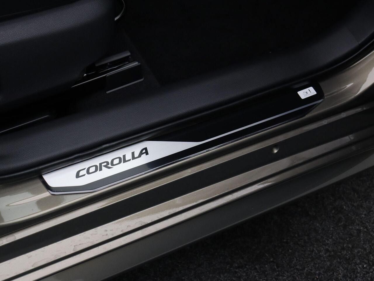 Toyota COROLLA Touring Sports Hybrid 200 Executive | Elektrische Achterklep | Keyless entry | Stoel, Stuur en voorruitverwarming | 10 jaar garantie |