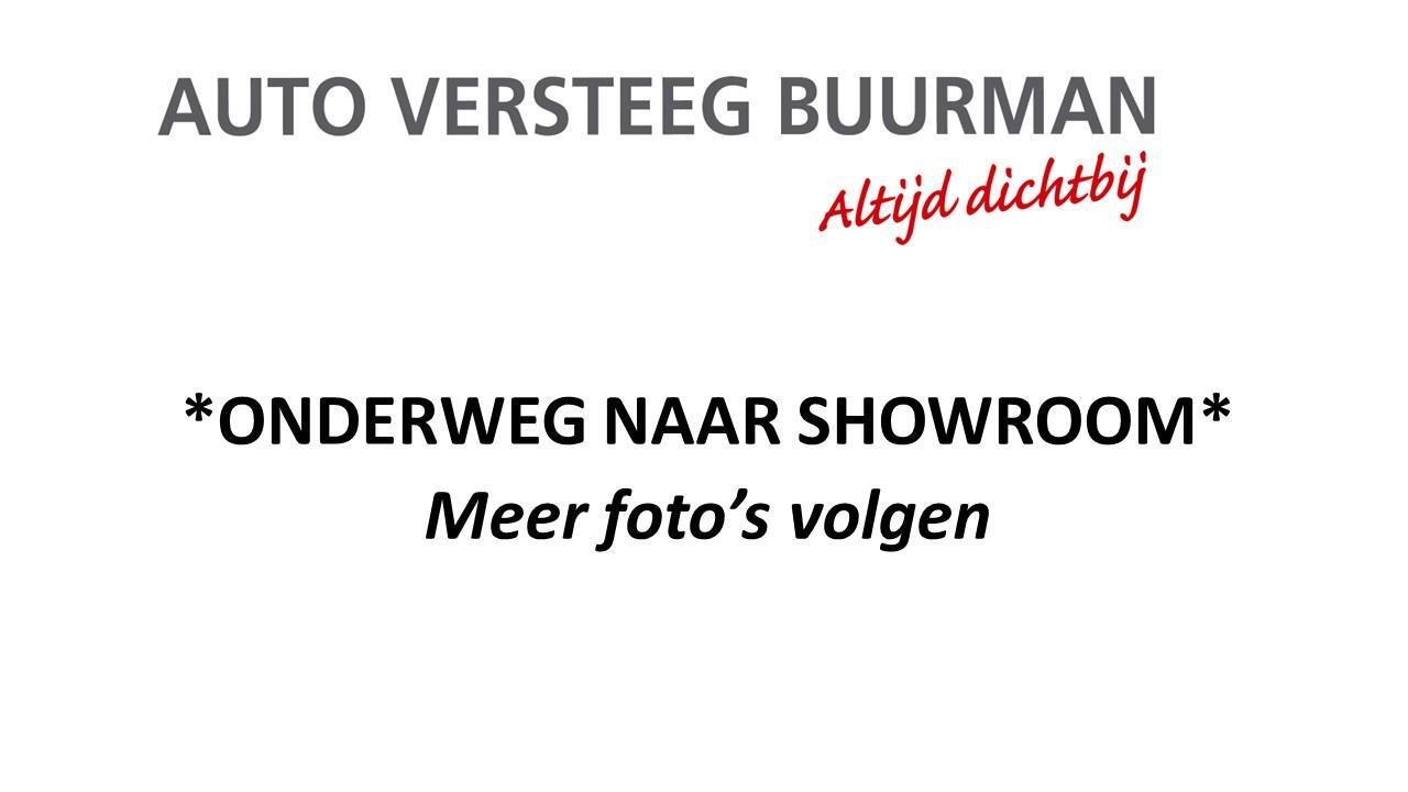 Toyota COROLLA Cross Hybrid 140 Style