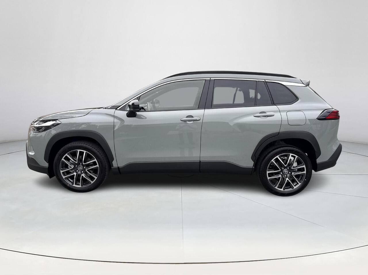 Toyota COROLLA Cross Hybrid 140 Dynamic **NIEUWE AUTO/ MJ 2025/ DIRECT LEVERBAAR**