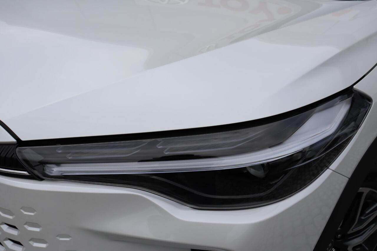 Toyota COROLLA Cross Hybrid 140 Active, Apple carplay / Android auto, Parkeersensoren, Stoelverwarming, Stuurverwarming,