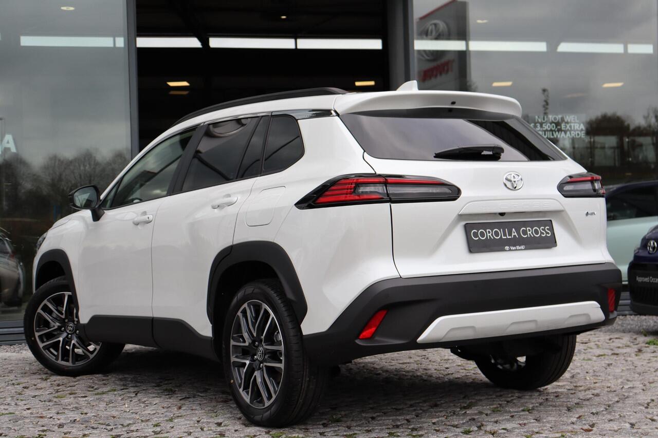 Toyota COROLLA Cross Hybrid 140 Active, Apple carplay / Android auto, Parkeersensoren, Stoelverwarming, Stuurverwarming,