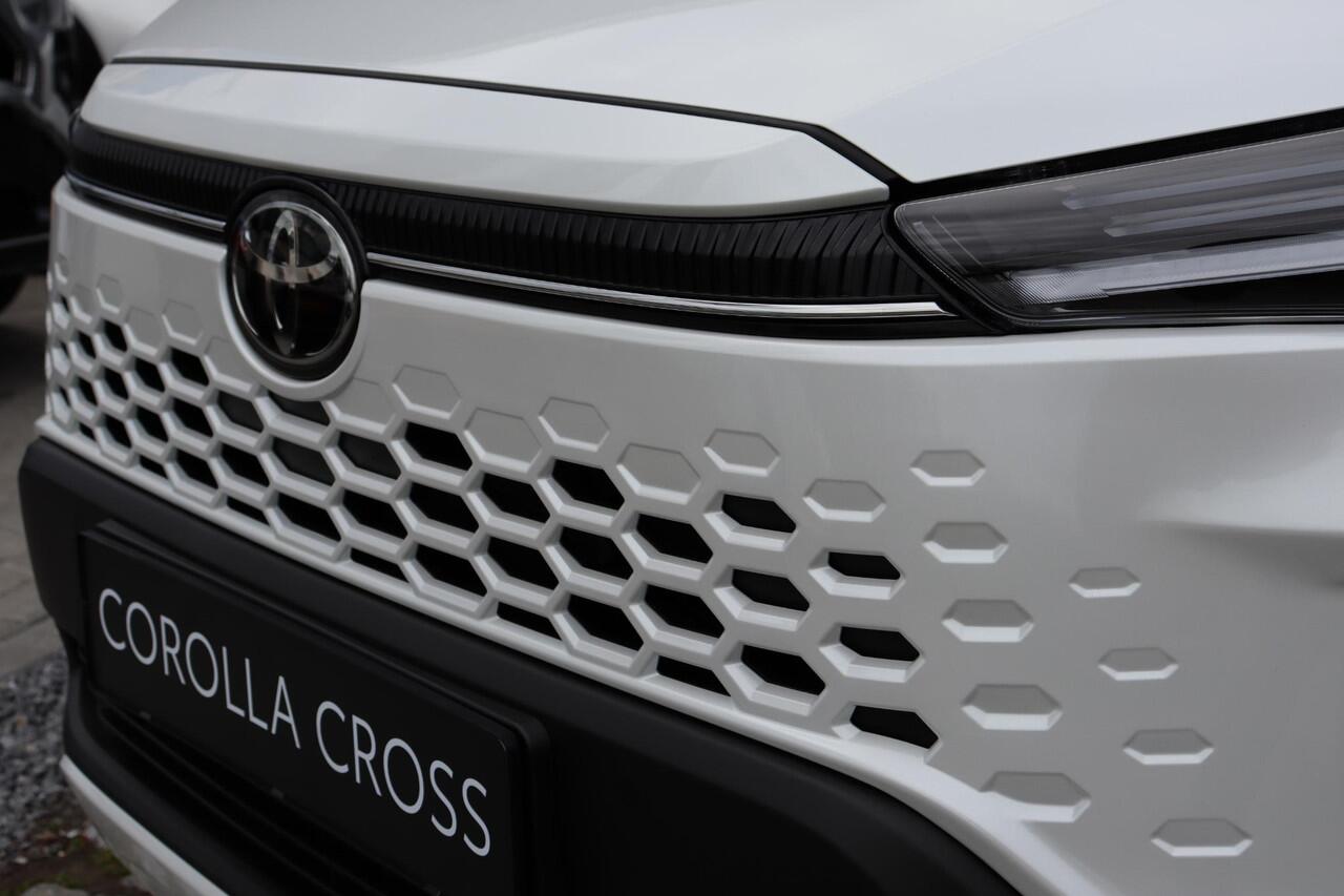 Toyota COROLLA Cross Hybrid 140 Active, Apple carplay / Android auto, Parkeersensoren, Stoelverwarming, Stuurverwarming,