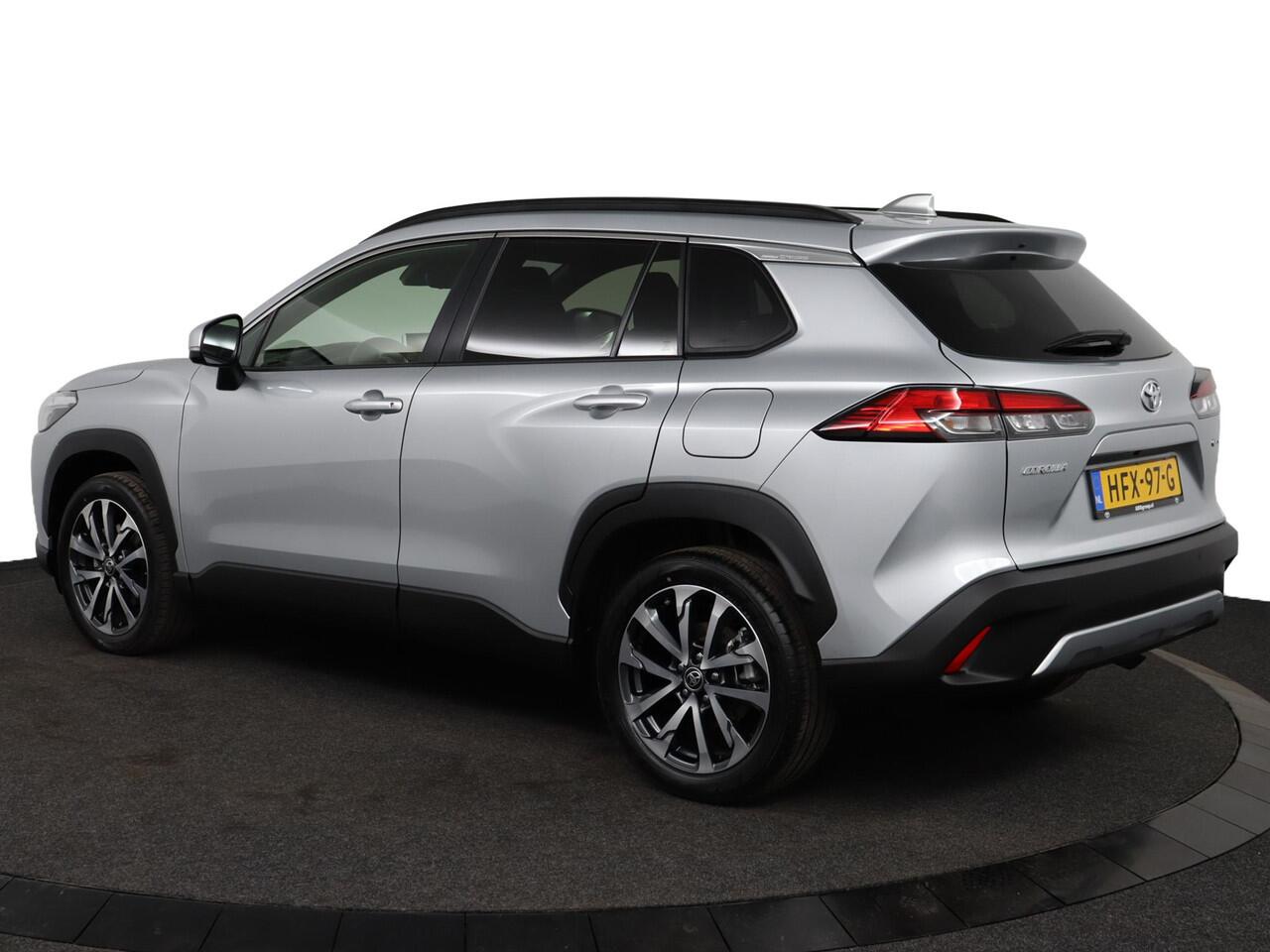 Toyota COROLLA Cross Hybrid 140 Style | Navigatie | LED verlichting | Elektrische achterklep |